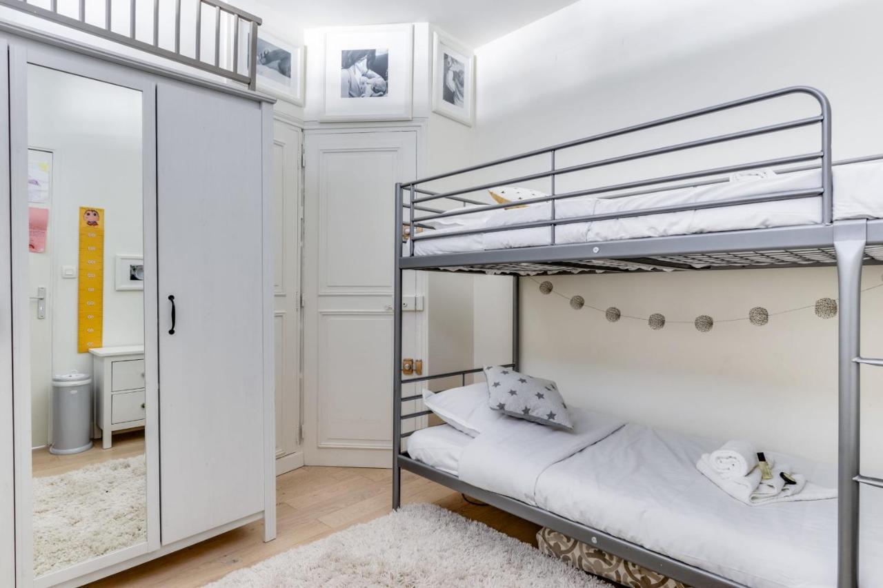 GuestReady - Eiffel Tower View Terrace Apartment Paris Exterior foto